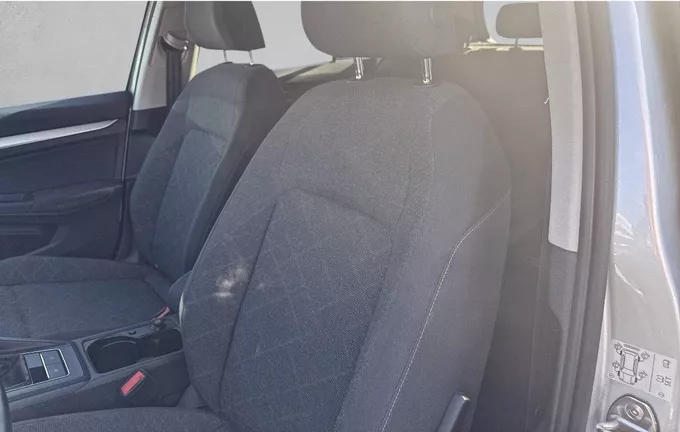 VOLKSWAGEN GOLF 2.0 TDI SCR 115 BVM6 Life extérieur trois quart arrière droit 2128905