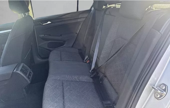 VOLKSWAGEN GOLF 2.0 TDI SCR 115 BVM6 Life extérieur arrière 2128905