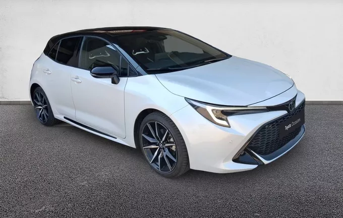 TOYOTA COROLLA HYBRIDE 140ch GR Sport extérieur trois quart avant droit 1103573