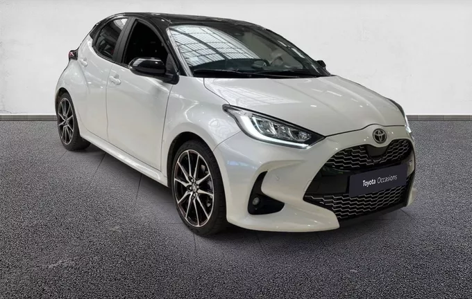 TOYOTA YARIS Hybride 116h GR Sport extérieur trois quart avant droit 1103494