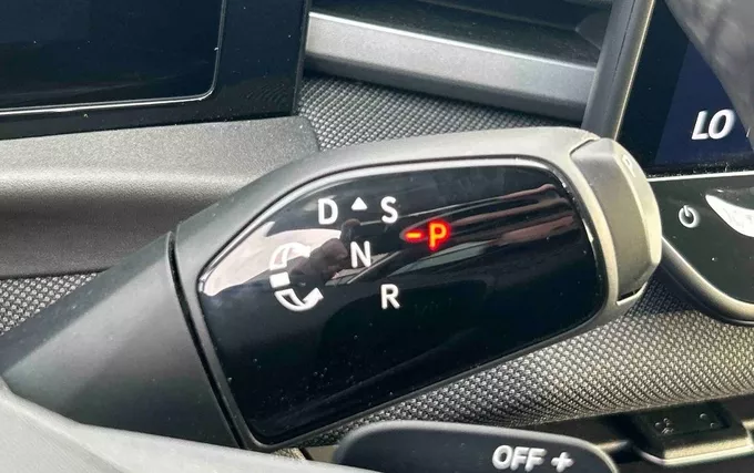 VOLKSWAGEN T-ROC 1.5 eTSI Hybrid 116 ch DSG7 Life photo 13 2132623