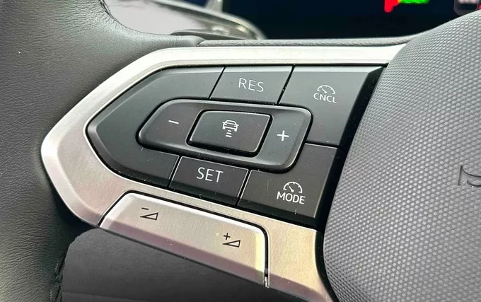 VOLKSWAGEN T-ROC 1.5 eTSI Hybrid 116 ch DSG7 Life photo 20 2132623