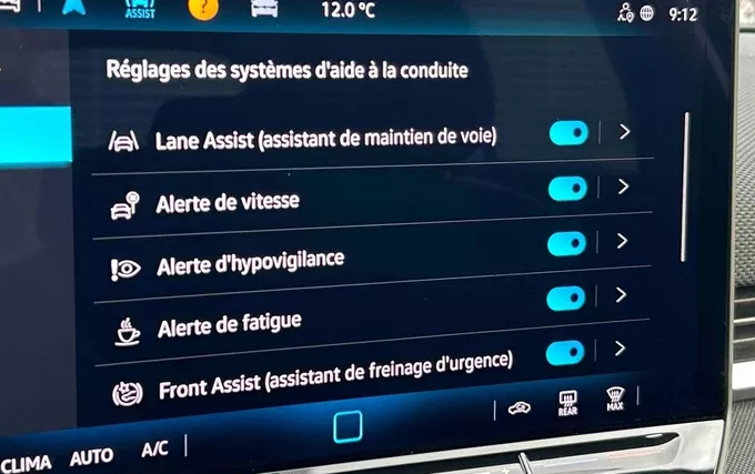 VOLKSWAGEN T-ROC 1.5 eTSI Hybrid 116 ch DSG7 Life photo 23 2132623