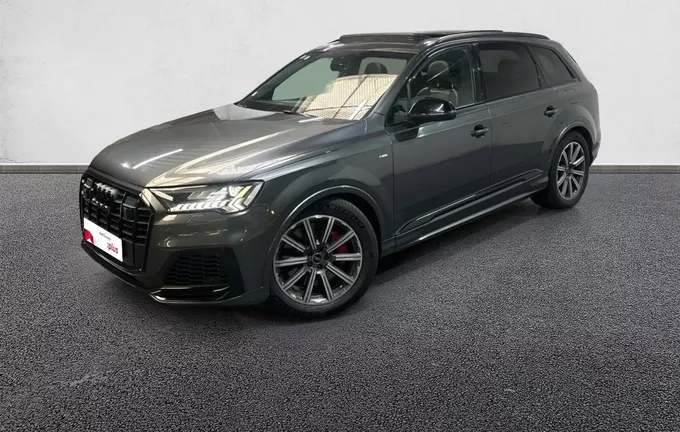 AUDI Q7 60 TFSI e 456 Tiptronic 8 Quattro Competition extérieur trois quart avant gauche 2131510