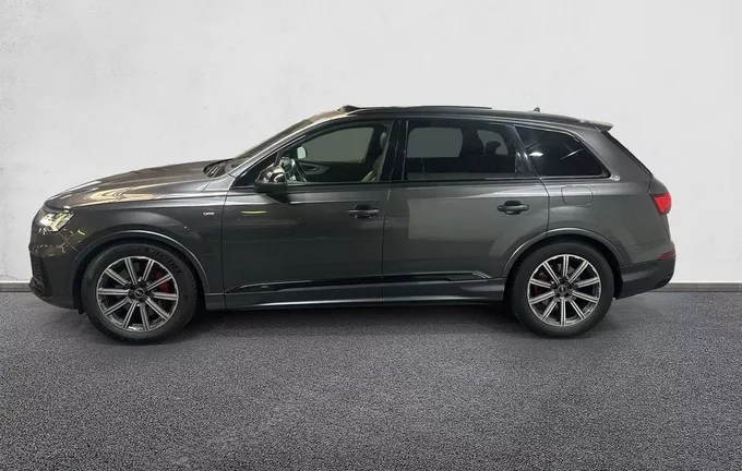 AUDI Q7 60 TFSI e 456 Tiptronic 8 Quattro Competition extérieur côté gauche 2131510