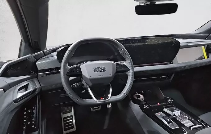 AUDI A6 E-TRON Avant Performance S line photo 11 15216