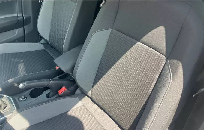 VOLKSWAGEN POLO 1.0 TSI 95 S&S BVM5 VW Edition extérieur trois quart arrière droit 2130096