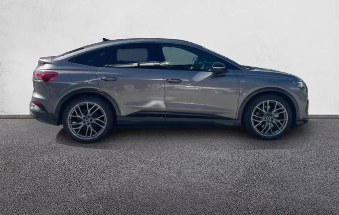 AUDI Q4 E-TRON Sportback 45 285 ch 82 kWh S line extérieur côté droit 2130974