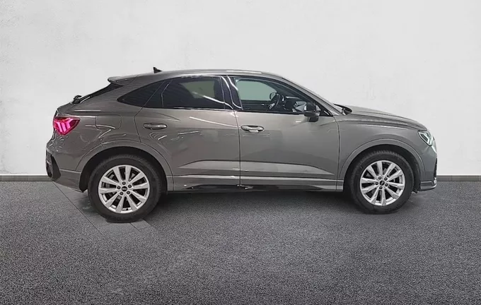 AUDI Q3 Sportback 35 TFSI 150 ch S tronic 7 S line extérieur côté droit 2129384