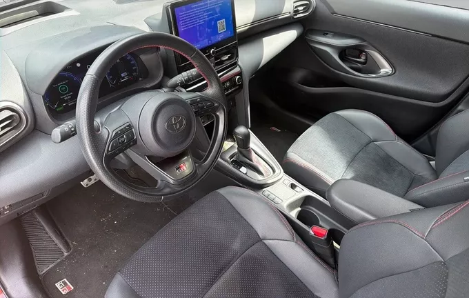 TOYOTA YARIS CROSS Hybride 130h 2WD GR SPORT photo 11 1103544