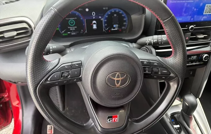 TOYOTA YARIS CROSS Hybride 130h 2WD GR SPORT photo 12 1103544