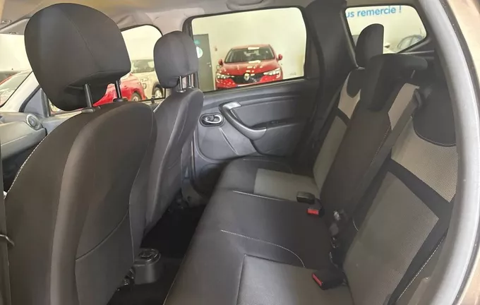 DACIA DUSTER dCi 110 4x2 Black Touch 2017 photo 17 213565