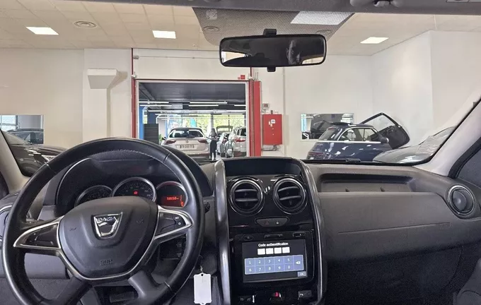 DACIA DUSTER dCi 110 4x2 Black Touch 2017 photo 18 213565