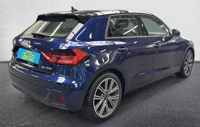 AUDI A1 Sportback 25 TFSI 95 ch S tronic 7 Advanced extérieur trois quart arrière droit 213336