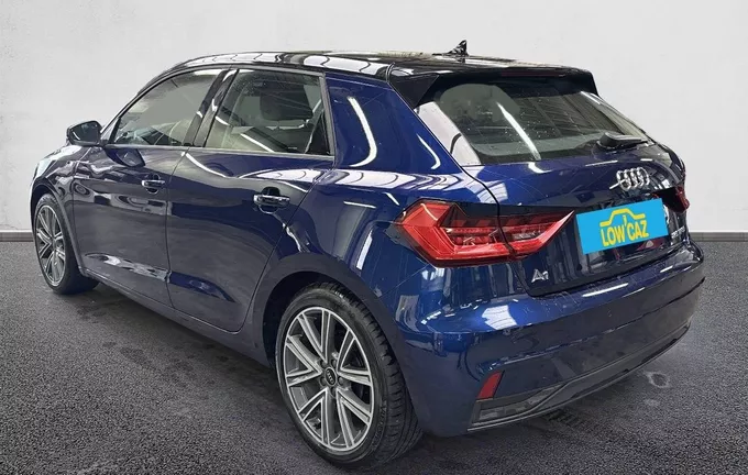 AUDI A1 Sportback 25 TFSI 95 ch S tronic 7 Advanced extérieur trois quart arrière gauche 213336