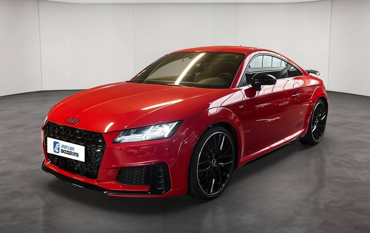 AUDI TT