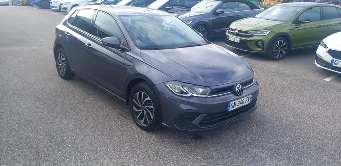 VOLKSWAGEN POLO 1.0 TSI 95 S&S BVM5 Life Plus extérieur trois quart avant droit 2132191