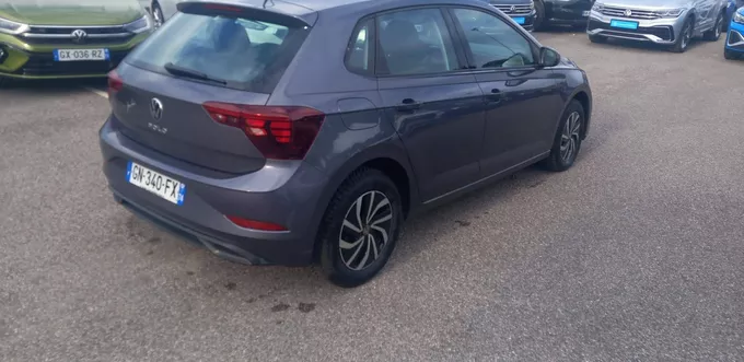 VOLKSWAGEN POLO 1.0 TSI 95 S&S BVM5 Life Plus extérieur trois quart arrière droit 2132191