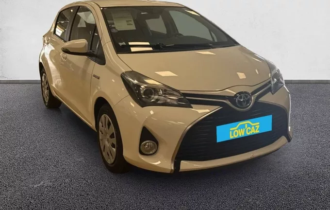 TOYOTA YARIS Hybride 100h Dynamic extérieur trois quart avant droit 213589
