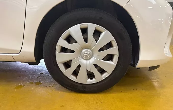 TOYOTA YARIS Hybride 100h Dynamic photo 9 213589