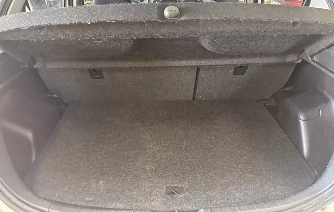 TOYOTA YARIS Hybride 100h Dynamic photo 10 213589