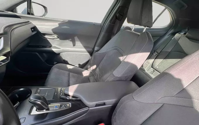 LEXUS UX 300e Pack photo 18 1104063