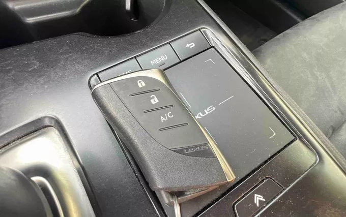 LEXUS UX 300e Pack photo 19 1104063