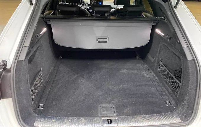 AUDI A4 Avant 40 TDI 204 S tronic 7 Quattro S line photo 10 2133355