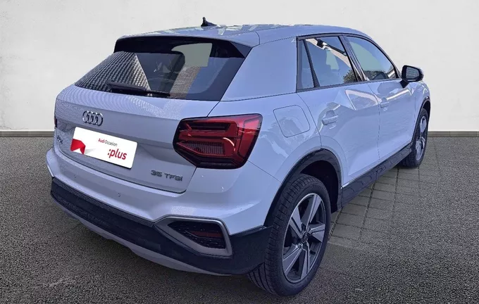 AUDI Q2 35 TFSI 150 S tronic 7 Design extérieur trois quart arrière droit 2130523