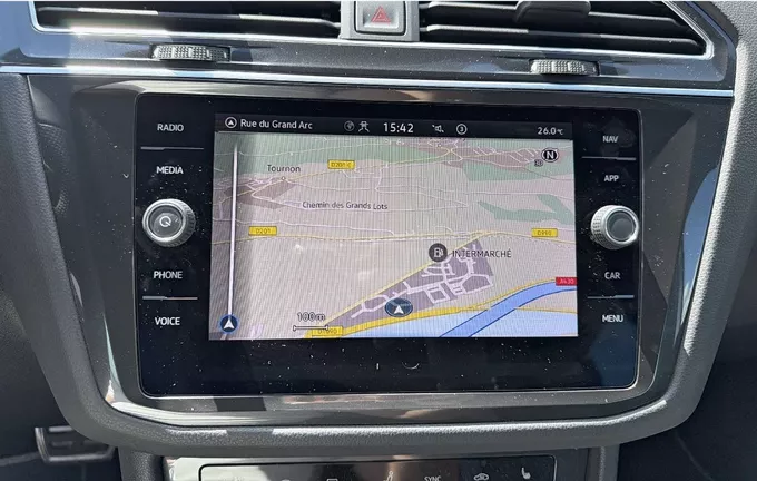 VOLKSWAGEN TIGUAN 1.4 eHybrid 245ch DSG6 R-Line photo 15 2126811