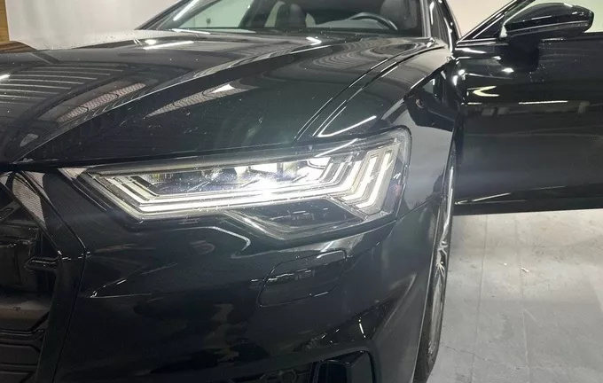 AUDI A6 Avant e-hybrid 367 ch S tronic 7 Quattro S line photo 21 2122667