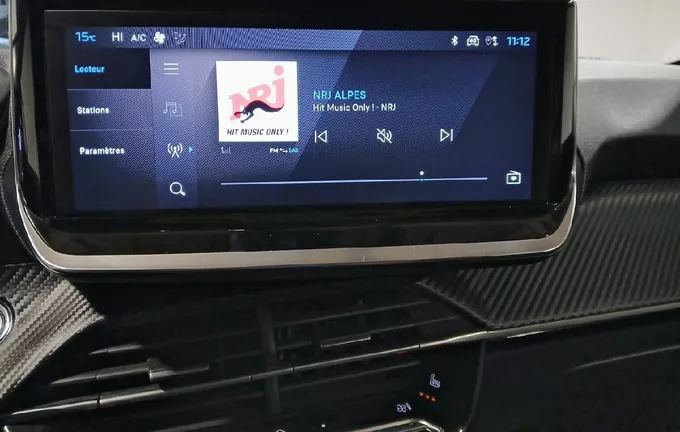 PEUGEOT 208 Hybrid 100 e-DCS6 Allure photo 20 943986