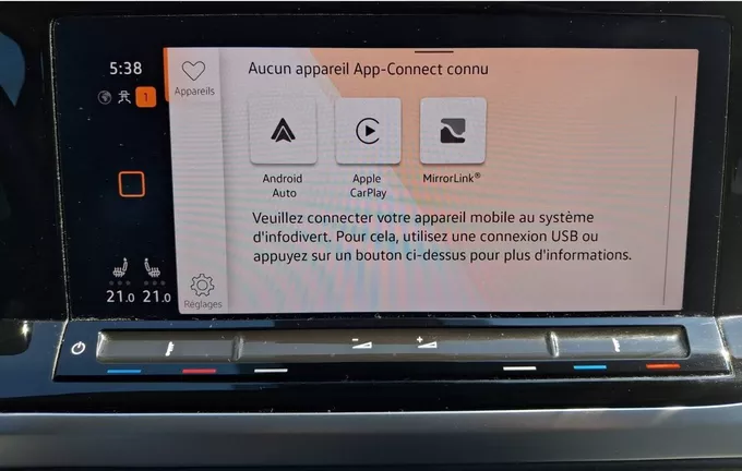 VOLKSWAGEN UTILITAIRES MULTIVAN Court 1.4 eHybrid 218 DSG6 Energetic photo 20 106285