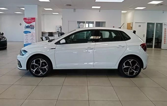 VOLKSWAGEN POLO 1.0 TSI 110 S&S DSG7 R-Line extérieur trois quart arrière gauche 2132084