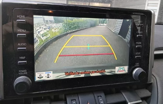 TOYOTA RAV4 Hybride Pro 222 ch AWD-i Dynamic Business photo 16 1103550