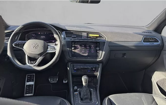 VOLKSWAGEN TIGUAN 2.0 TDI 150ch DSG7 R-Line extérieur trois quart avant droit 2115267