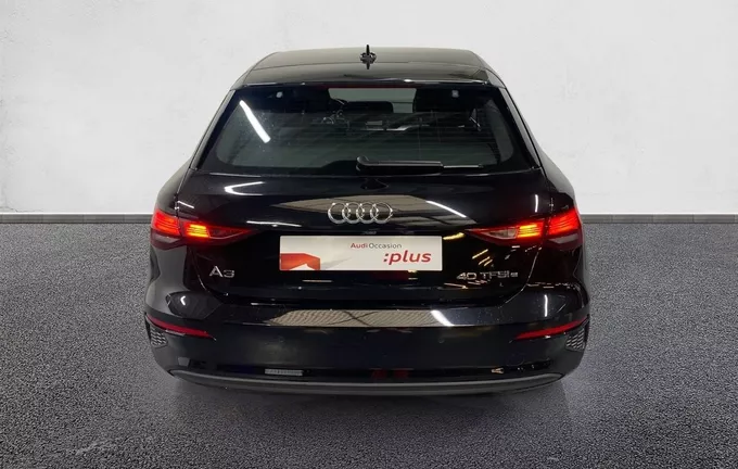 AUDI A3 Sportback 40 TFSIe 204 S tronic 6 Design extérieur arrière 2132312