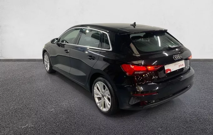 AUDI A3 Sportback 40 TFSIe 204 S tronic 6 Design extérieur trois quart arrière gauche 2132312