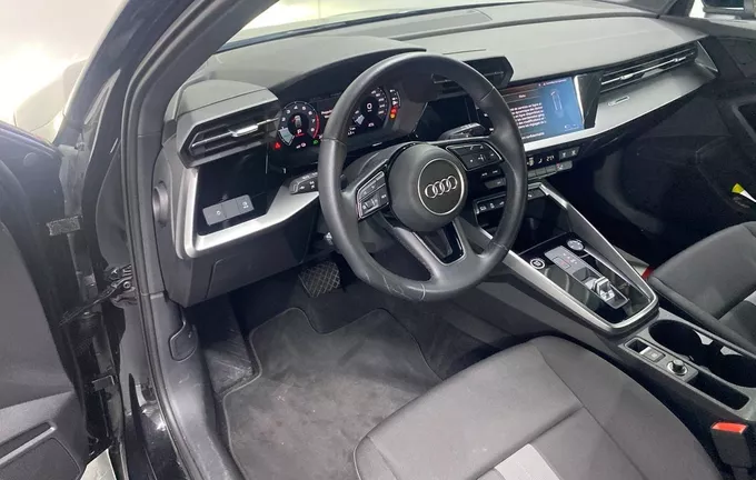 AUDI A3 Sportback 40 TFSIe 204 S tronic 6 Design photo 11 2132312