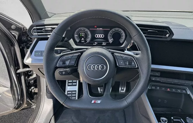 AUDI A3 Allstreet 40 TFSI e Hybride rechargeable 204 S tronic 6 Avus photo 12 9581