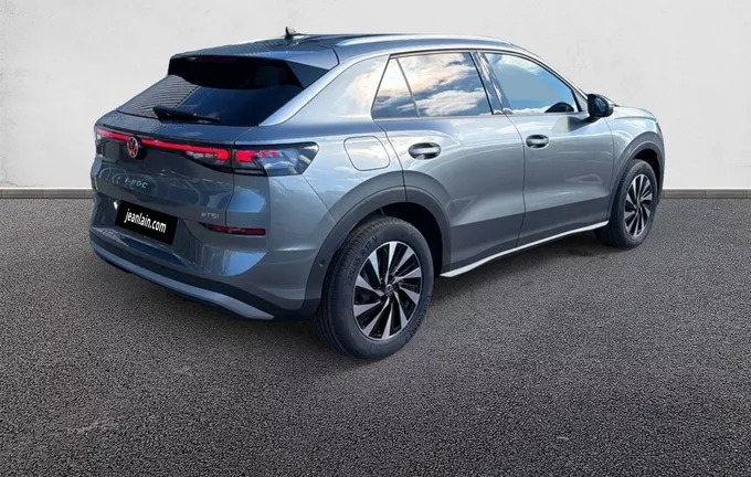 VOLKSWAGEN T-ROC 1.5 eTSI EVO2 Hybrid 150 ch DSG7 Style extérieur trois quart arrière droit 9535