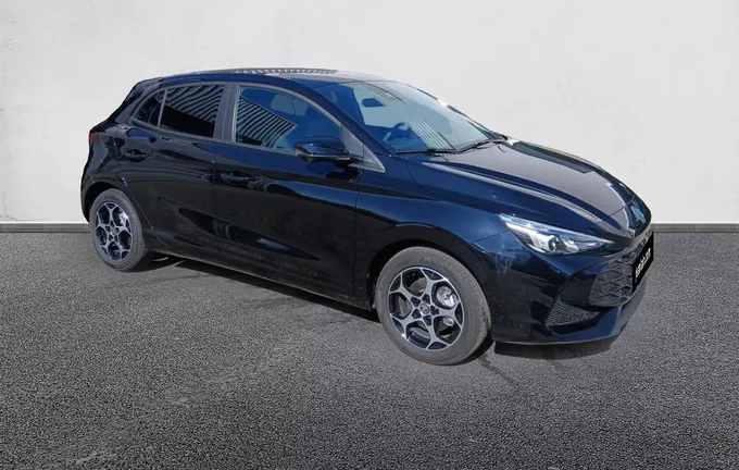 MG MG3 1.5 L Hybrid+ 195 ch Luxury extérieur trois quart avant droit 7963