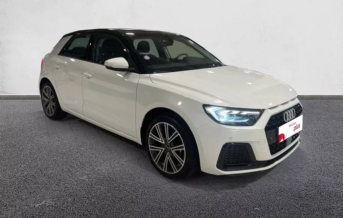 AUDI A1 Sportback 25 TFSI 95 ch BVM5 Design extérieur trois quart avant droit 2128032