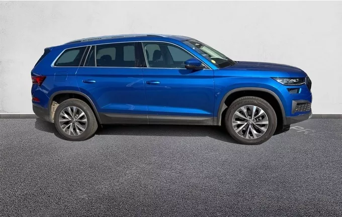 SKODA KODIAQ 2.0 TDI 150 SCR DSG7 4x4 5pl Style extérieur côté droit 2130136