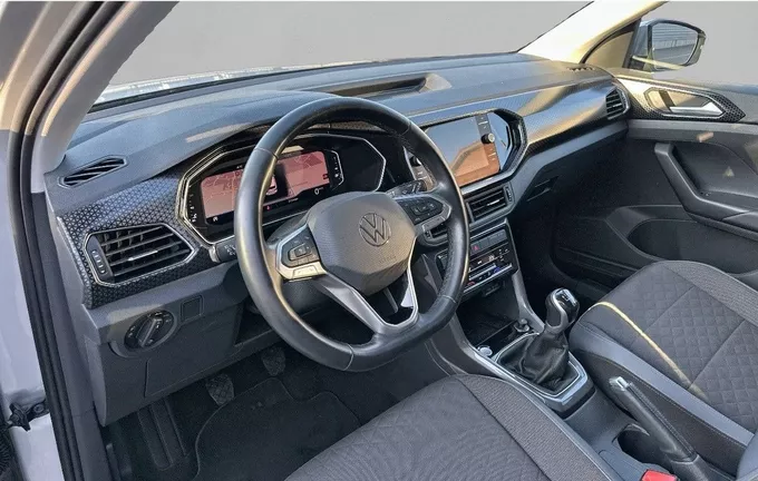 VOLKSWAGEN T-CROSS 1.0 TSI 110 Start/Stop BVM6 R-Line Tech photo 13 2125923