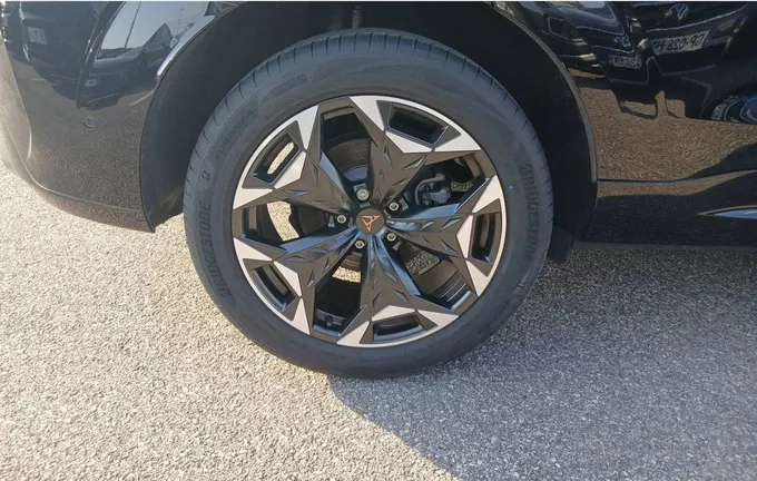 CUPRA TERRAMAR 1.5 eTSI Hybrid 150 ch DSG7 V photo 12 2130955