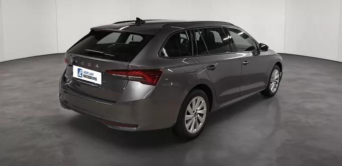 SKODA OCTAVIA Combi 2.0 TDI 150 ch SCR DSG7 Selection extérieur trois quart arrière droit 2130772