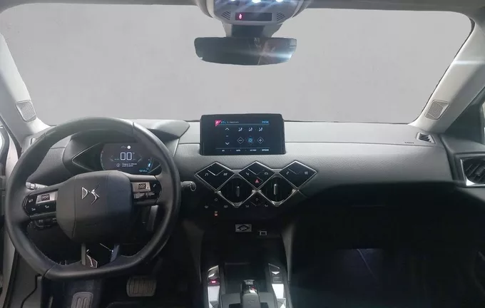 DS DS3 Crossback E-Tense Toits de Paris extérieur côté gauche 945463