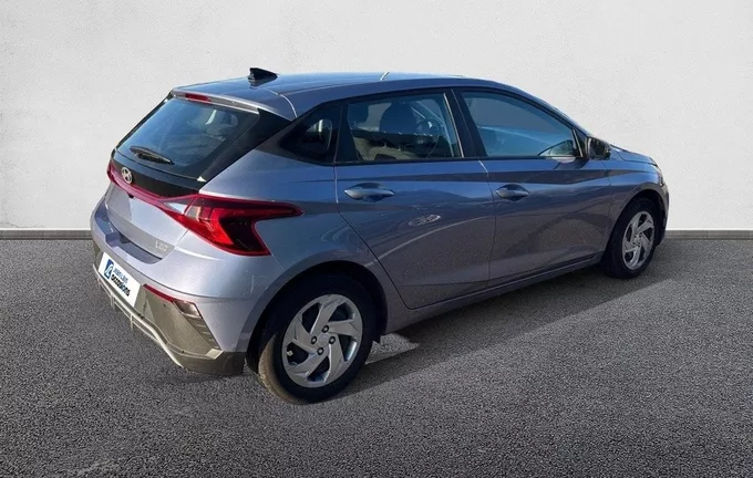 HYUNDAI I20 1.2 79 Initia extérieur trois quart arrière droit 13452