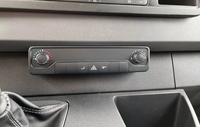 MERCEDES SPRINTER FOURGON SPRINTER FGN 214 CDI 33 3.0T FWD FIRST photo 14 105096